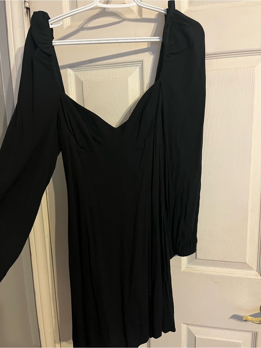 Wilfred Black Mini Dress with Puff Long Sleeves